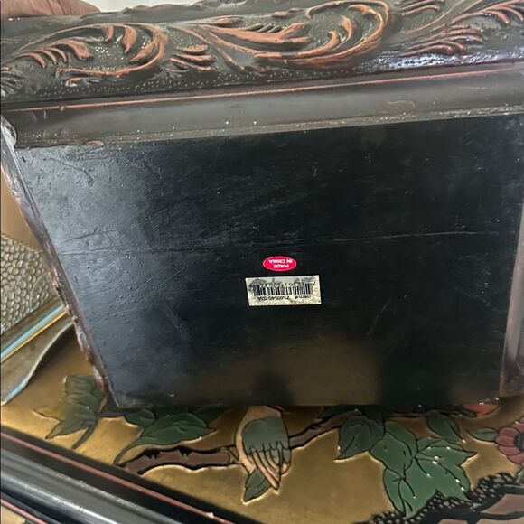 Vintage Spanish Colonial Carved Ebonized Finish Wooden Storage Box Decor - Picture 7 of 7